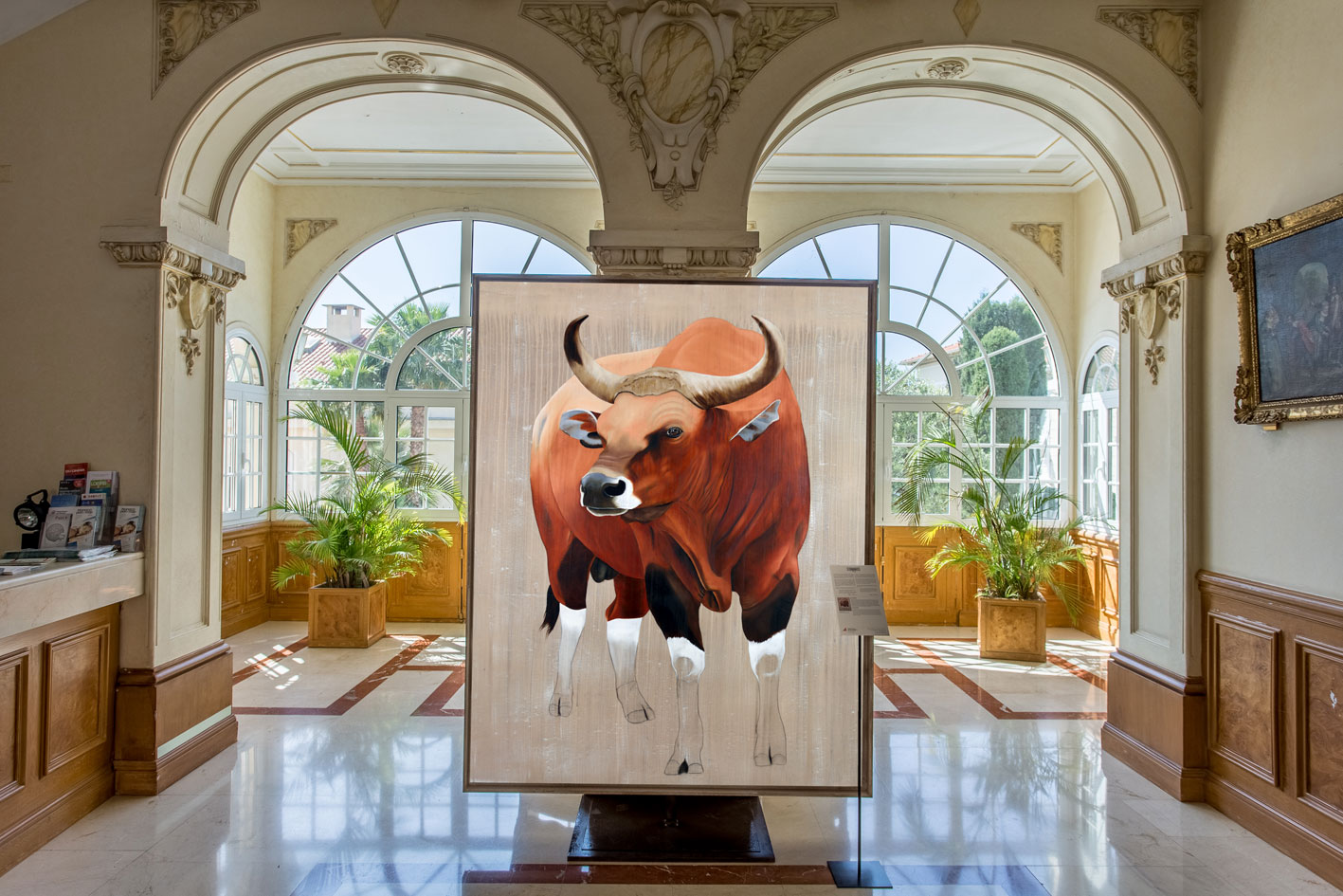 MAIRIE DE MONACO banteng-bos-javanicus-asian-red-bull-threatened-endangered-extinction Thierry Bisch Contemporary painter animals painting art  nature biodiversity conservation 